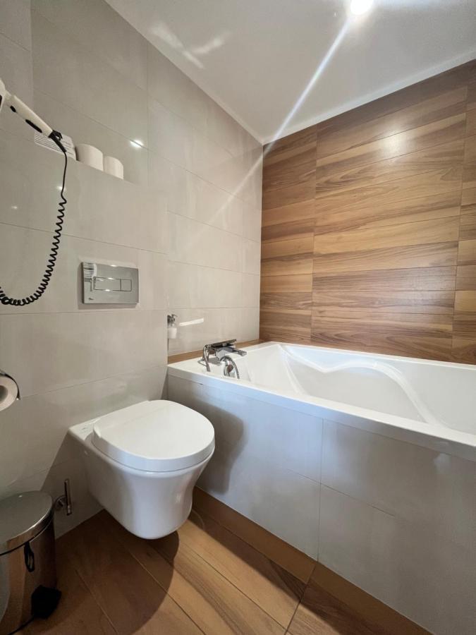 Hotel Kristoff Łaszków Eksteriør bilde